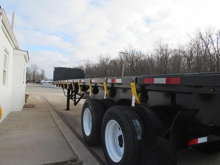 Used 2016 Great Dane Trailers 36' 6" X 102" Flatbed Moffett Trailer