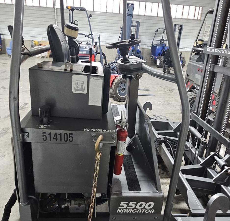 Used 2015 Navigator RT-5500 Truck Mounted Forklift