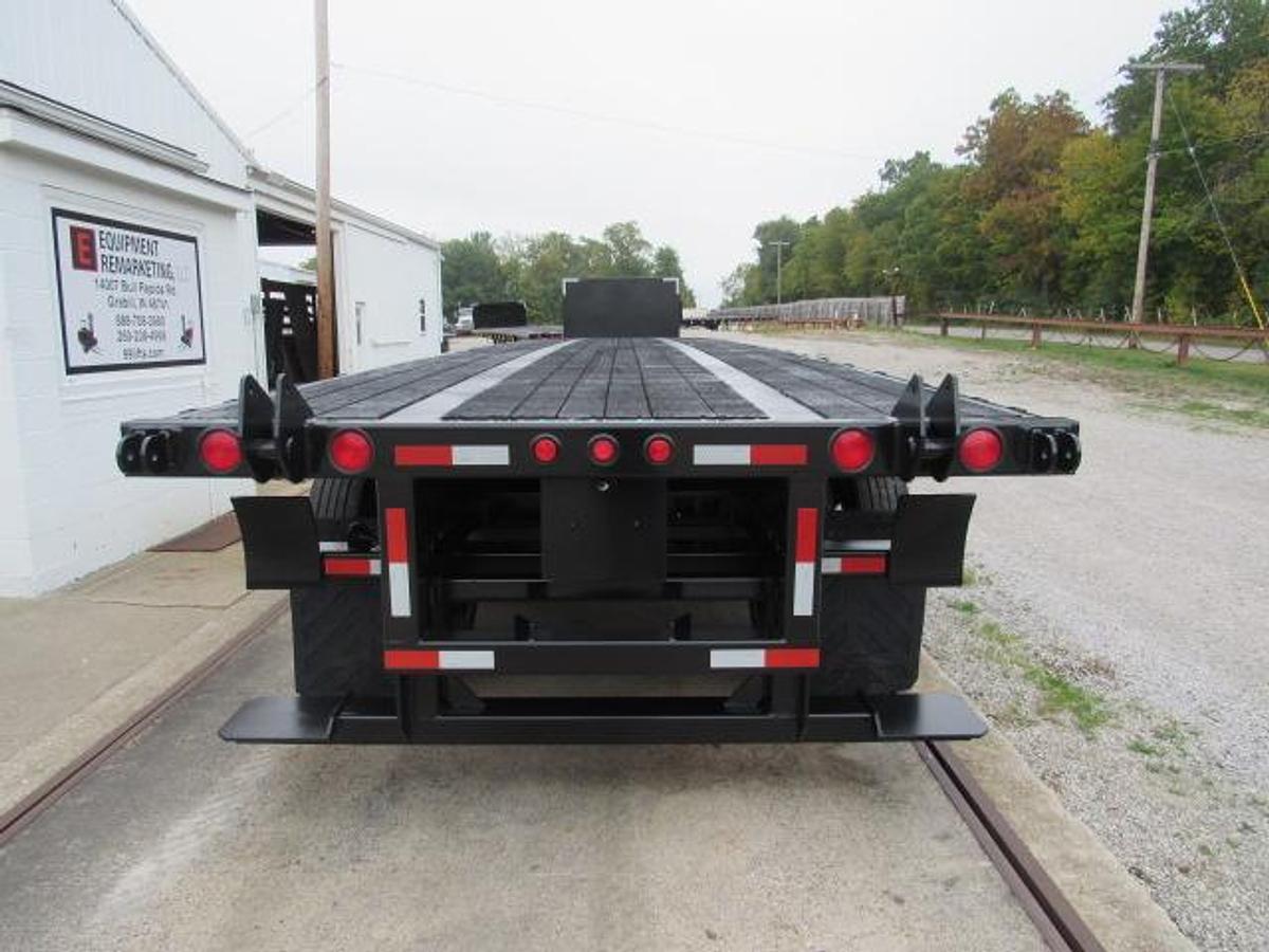 Used 2015 Utility 48' X 102 Princeton/Moffett Trailer