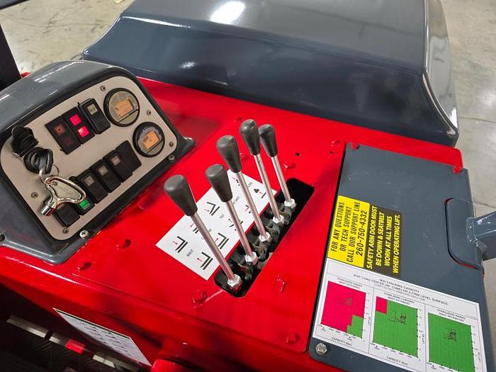 Used 2018 Moffett M8 55.3NX