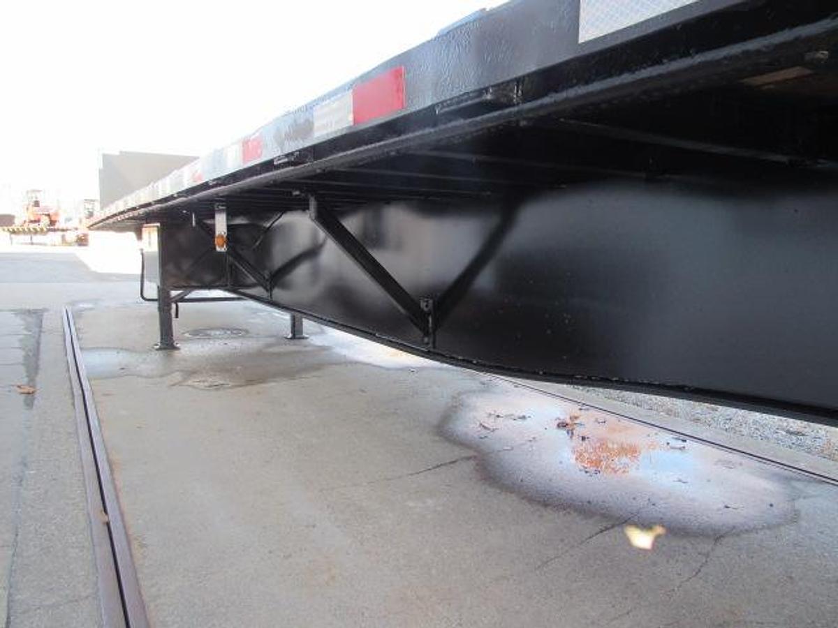 Used 2015 Utility 48' X 102 Princeton/Moffett Trailer