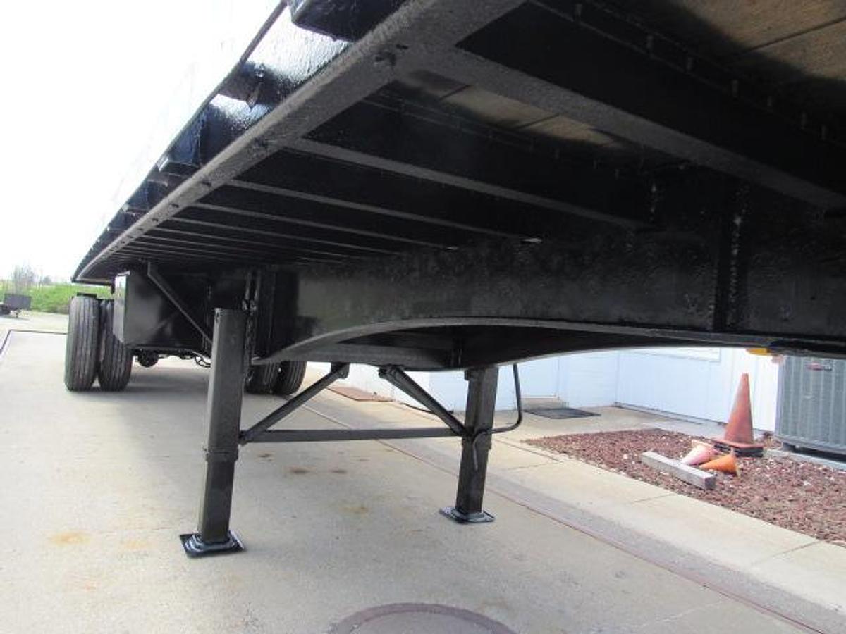 Used 2012 Utility 36' 6" X 102 Princeton/Moffett Trailer