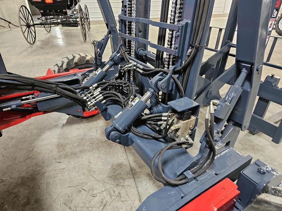 Used 2019  Moffett M5 50.4PNX  4 Way