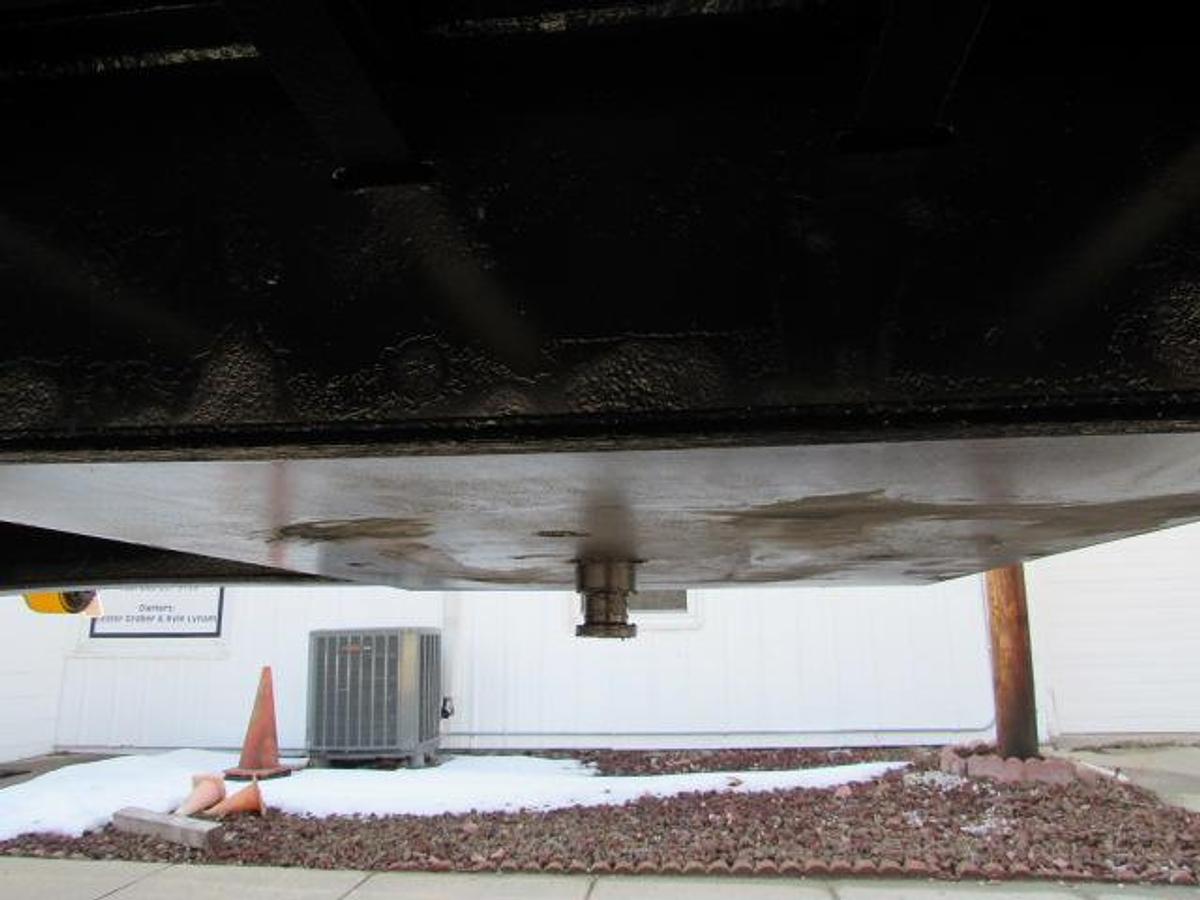 Used 2013 Utility 45' X 102 Princeton/Moffett Trailer