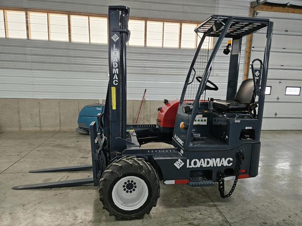 Used 2018 LOADMAC 825  2 Way Forklift w/Extended Reach