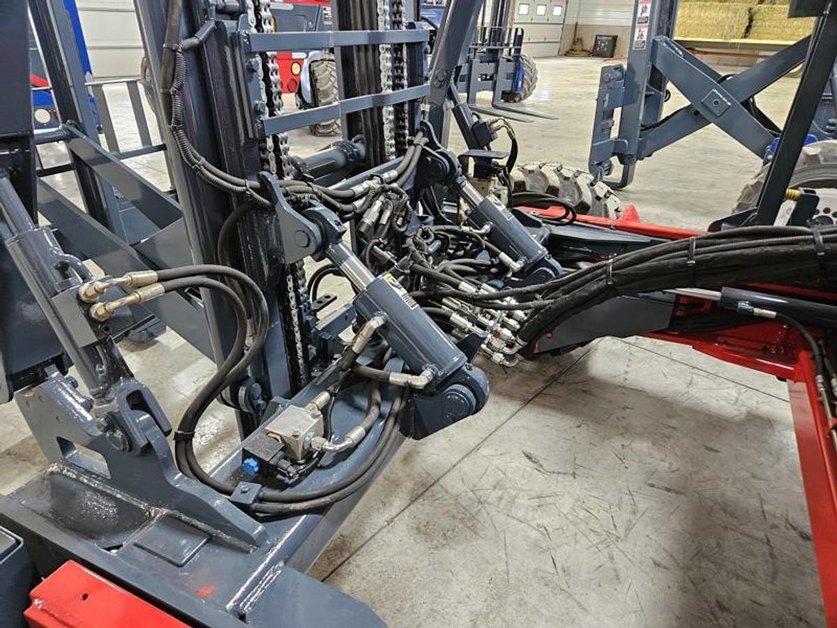 Used 2019  Moffett M5 50.4PNX  4 Way