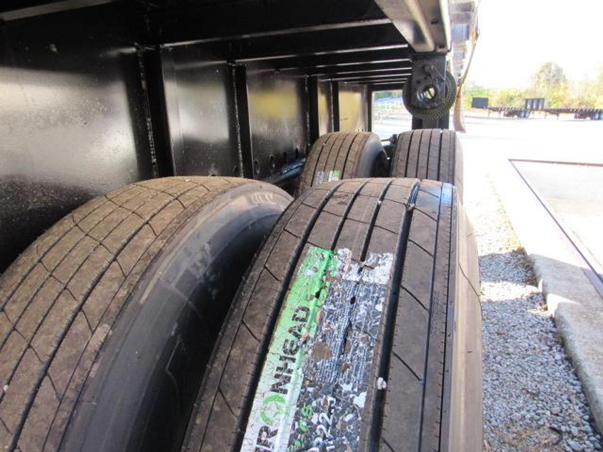 Used 2015 Utility 45' X 102 Alum Combo Princeton/Moffett Trailer