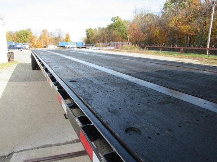 Used 2013 Utility 48' X 102 Princeton/Moffett Trailer