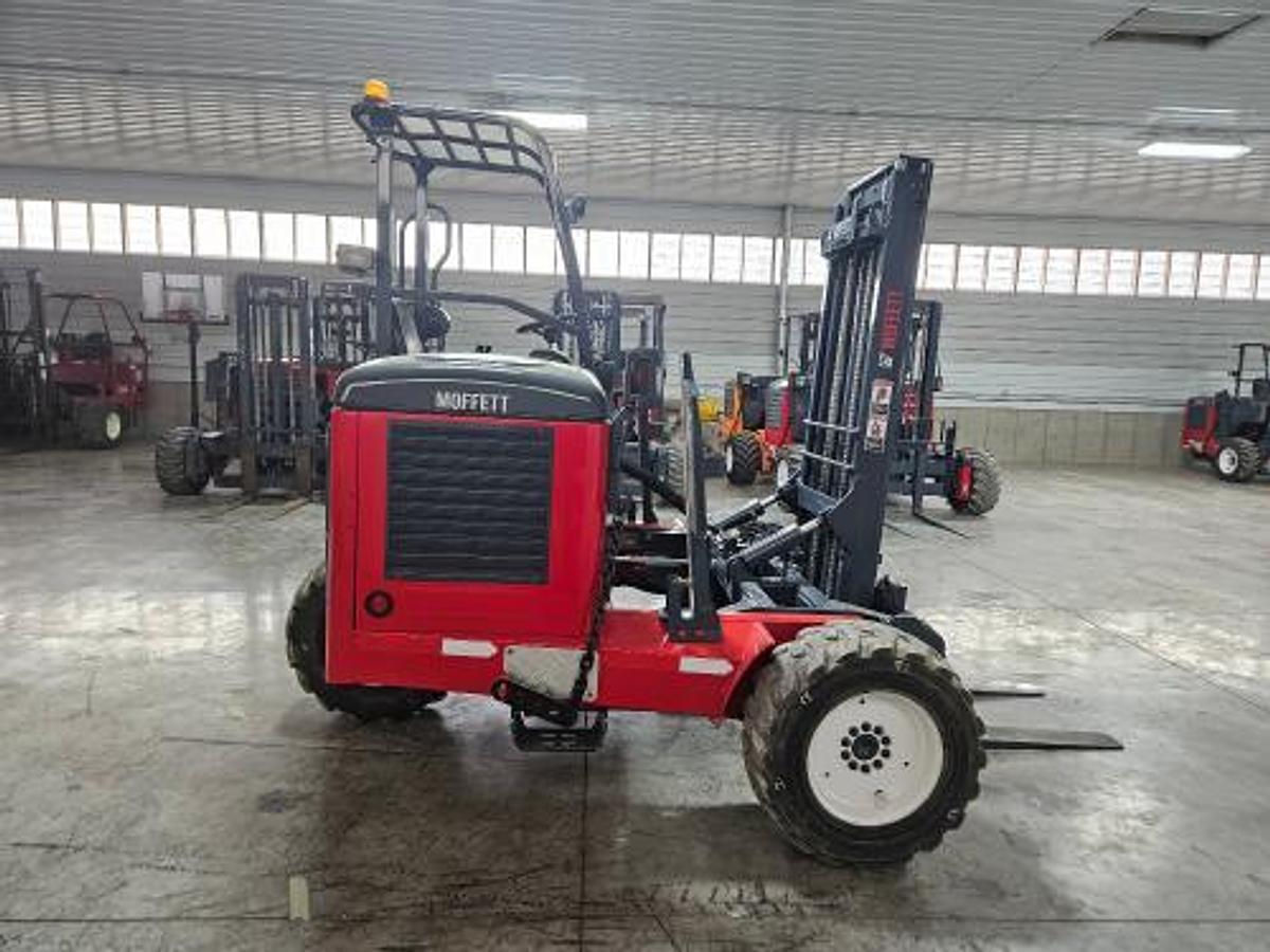 Used 2015 Moffett M8 55.4  4 Way