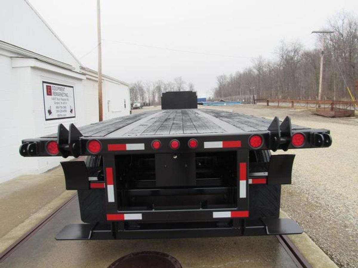 Used 2013 Utility 45' X 102 Princeton/Moffett Trailer