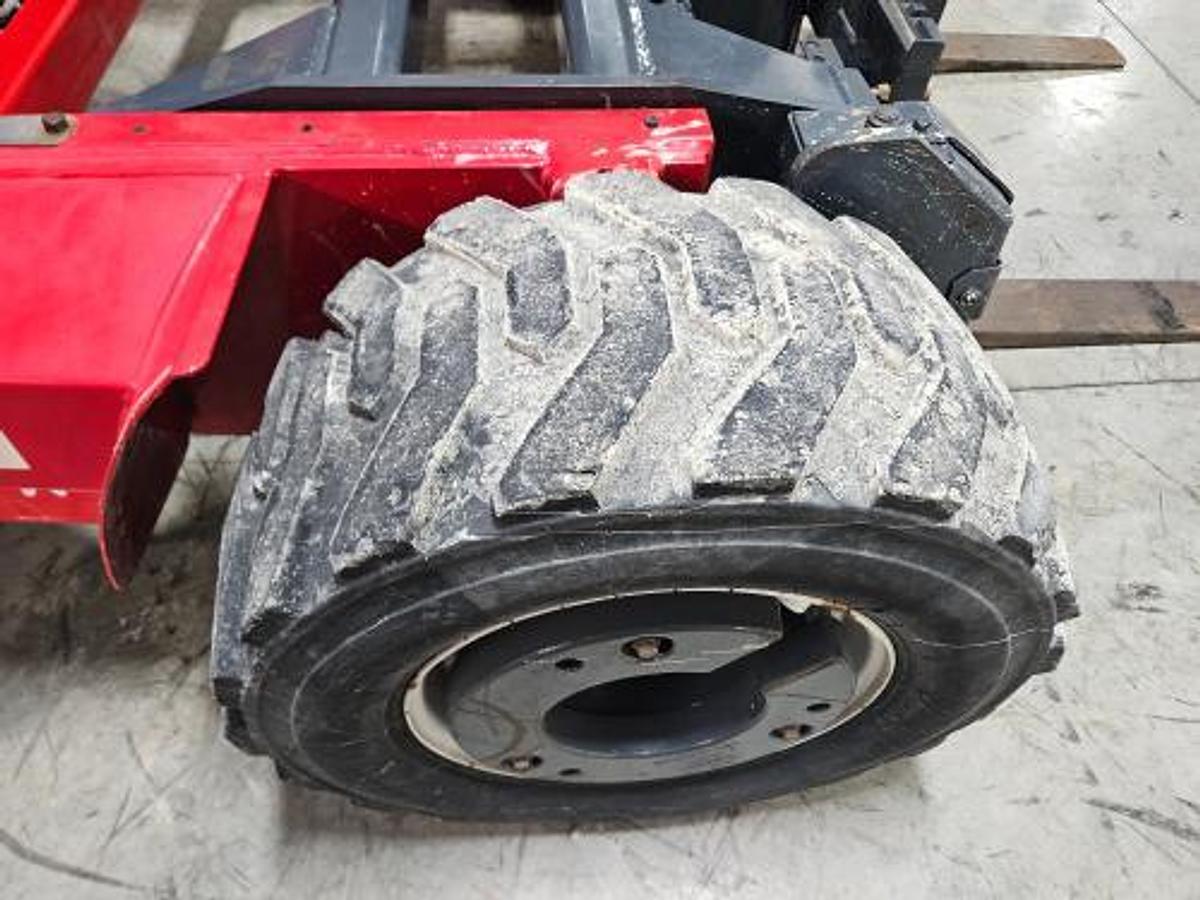 Used 2017 Moffett M8 55.4  4 Way