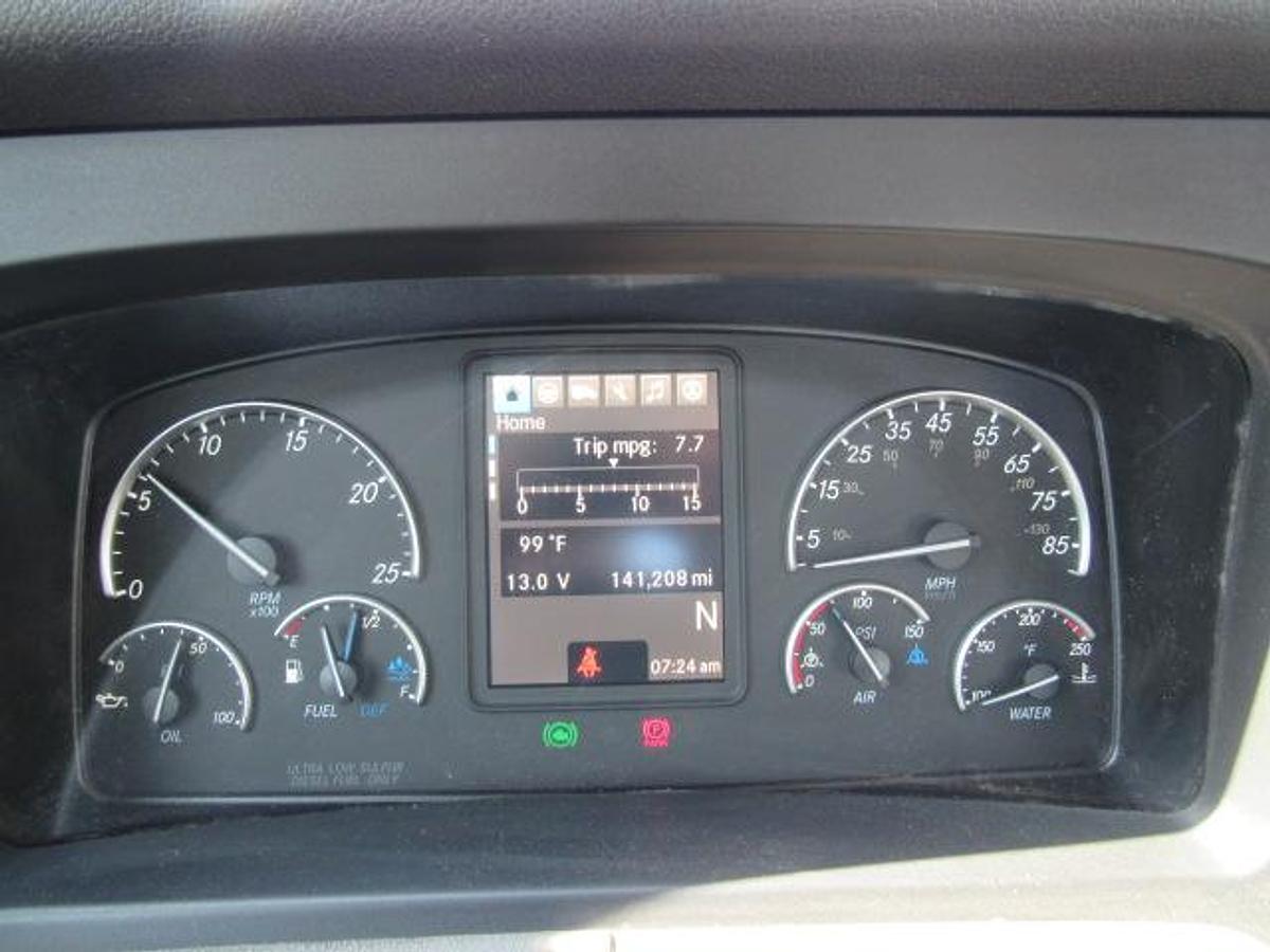 Used 2018 Freightliner Cascadia 125