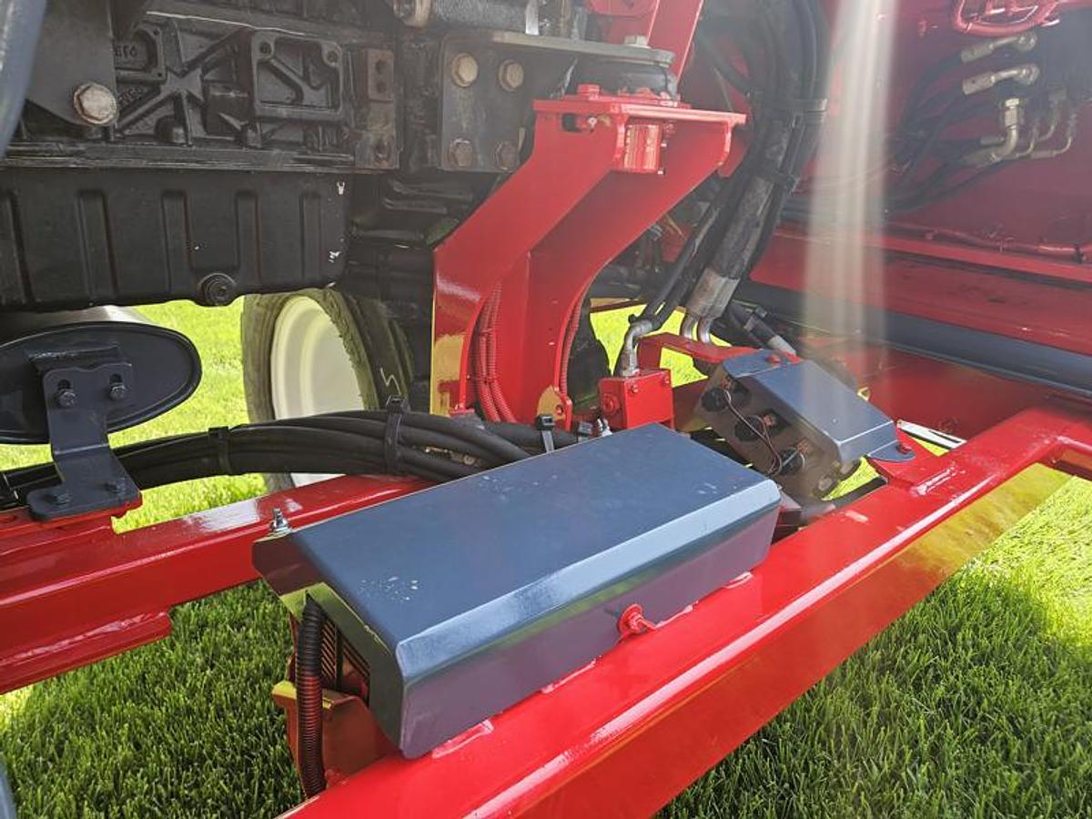 Used 2014 Moffett M70