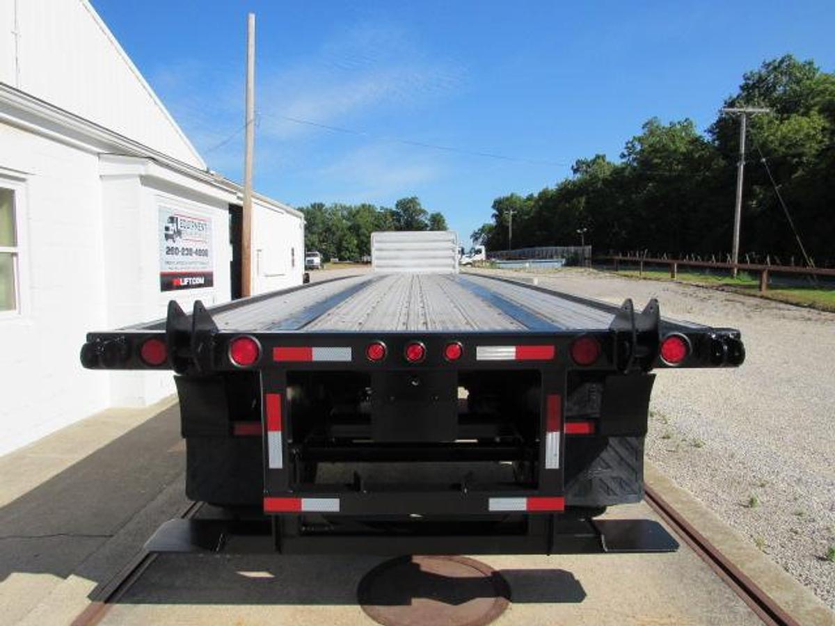 Used 2015 Great Dane Trailers 48 X 102 Aluminum Combo Flatbed Moffett Trailer
