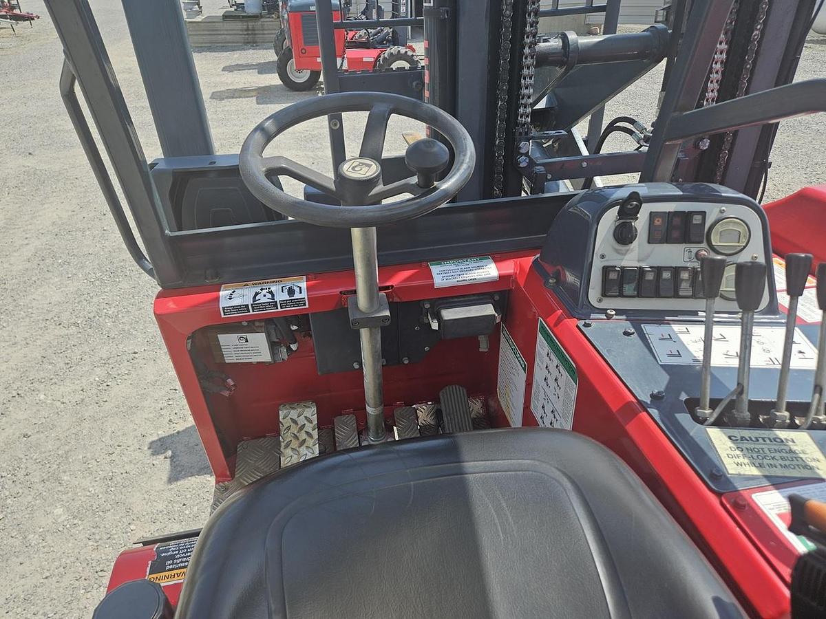 Used 2019 Moffett M5 50.4P  4 Way With Extended Reach