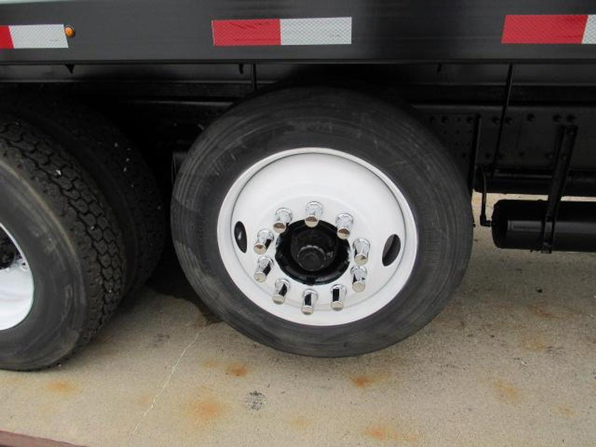Used 2023 Freightliner M2 106