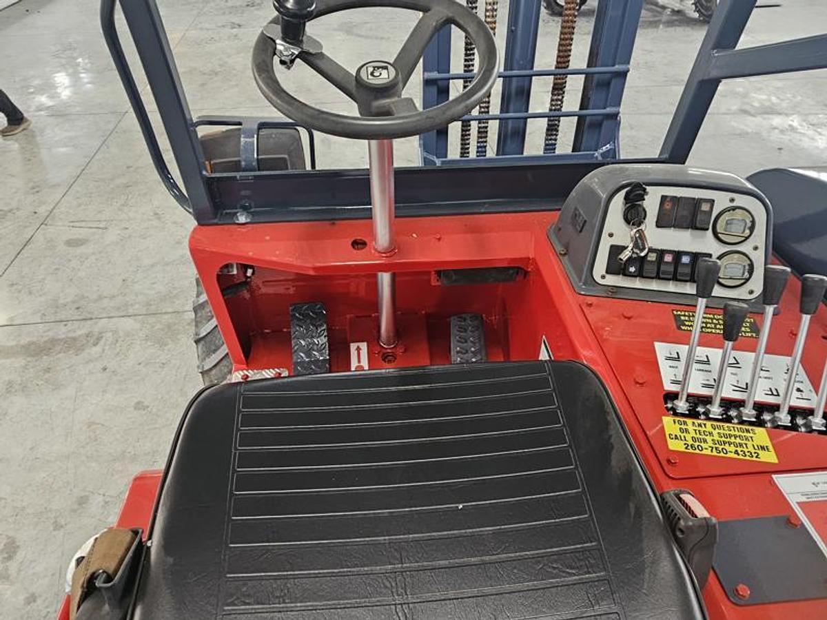 Used 2014 Moffett M55