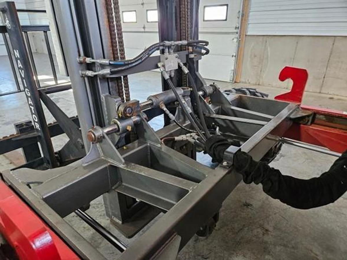 Used 2017 Navigator RT-5500 Truck Mounted Forklift