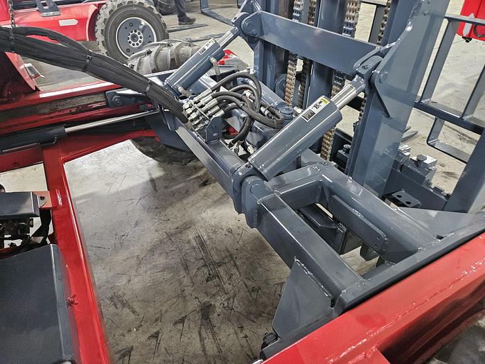 Used 2015 Moffett M8 55.3