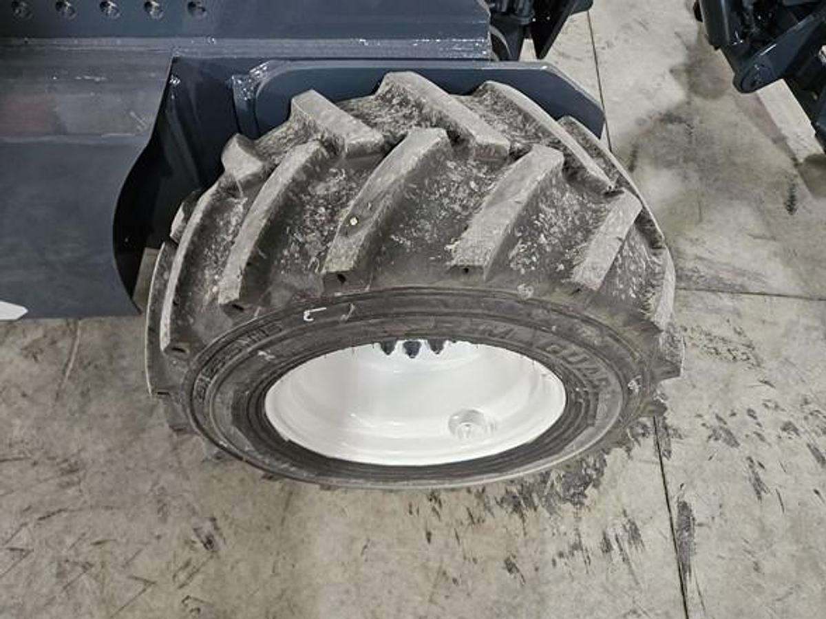 Used 2018 LOADMAC 825  2 Way Forklift w/Extended Reach