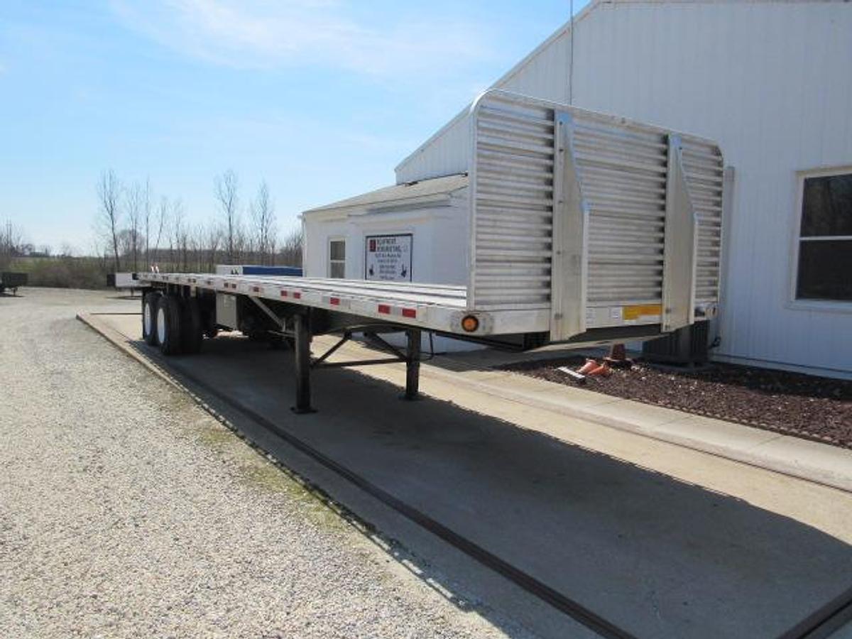 Used 2016 Utility 36' 6" X 102 Alum Combo Princeton/Moffett Trailer