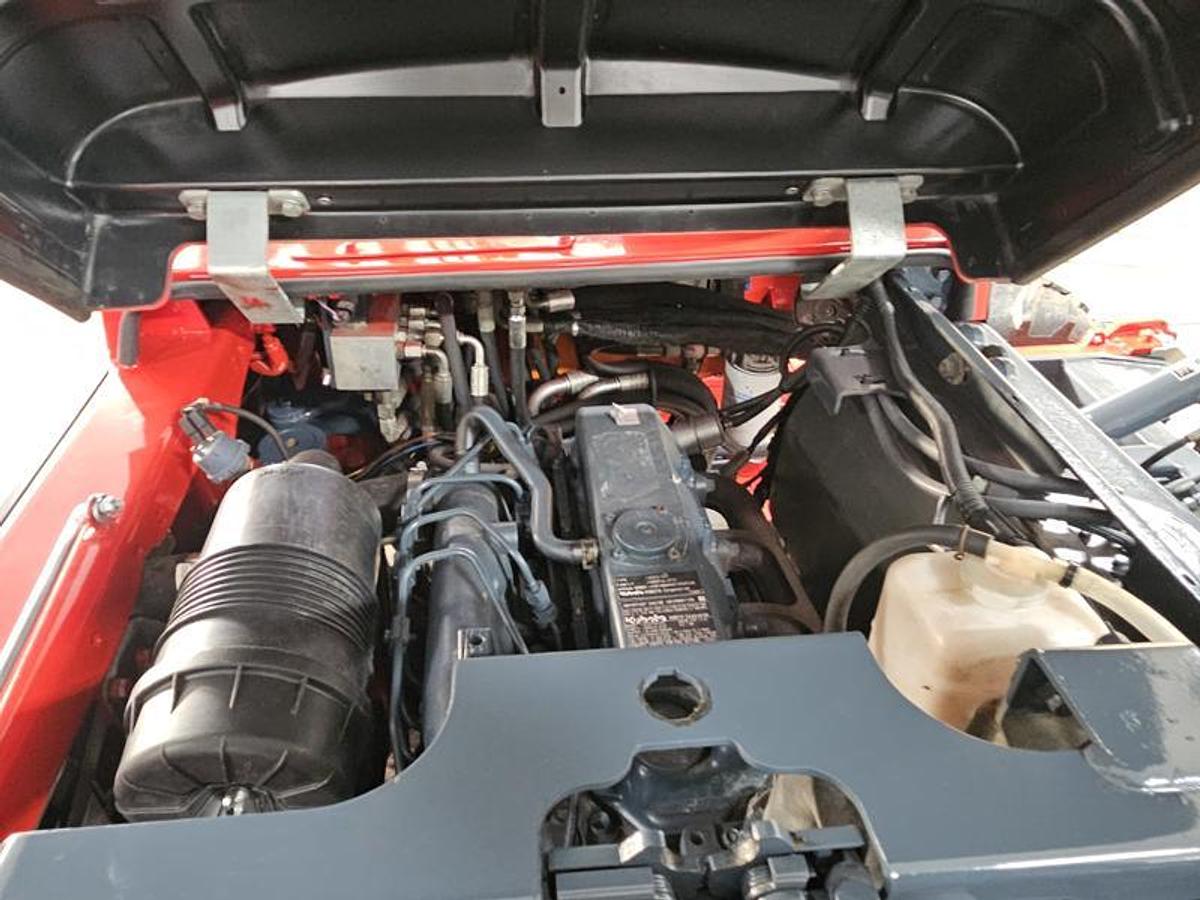 Used 2006 Moffett M 55