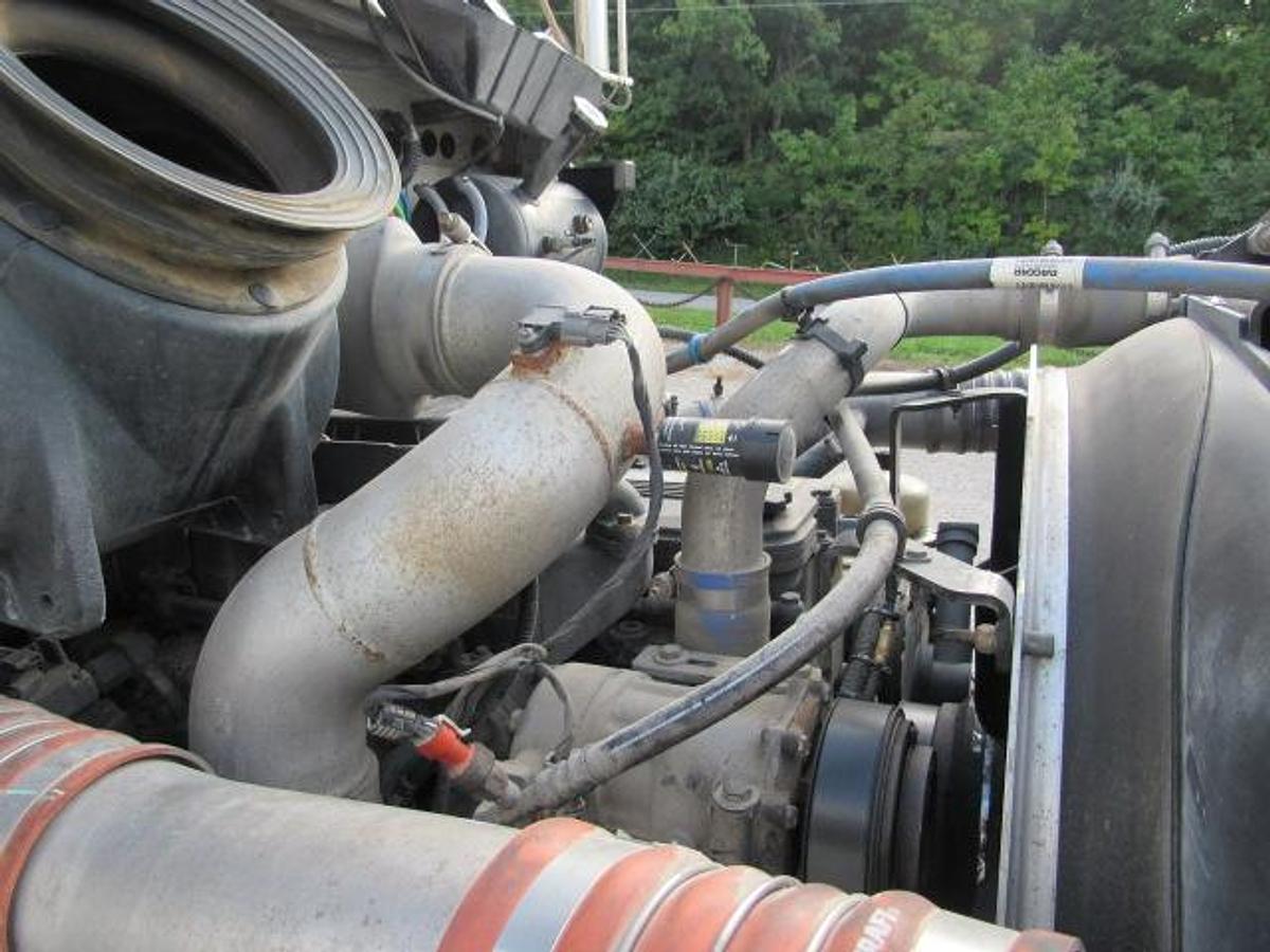 Used 2021 Kenworth T370 Flatbed Truck