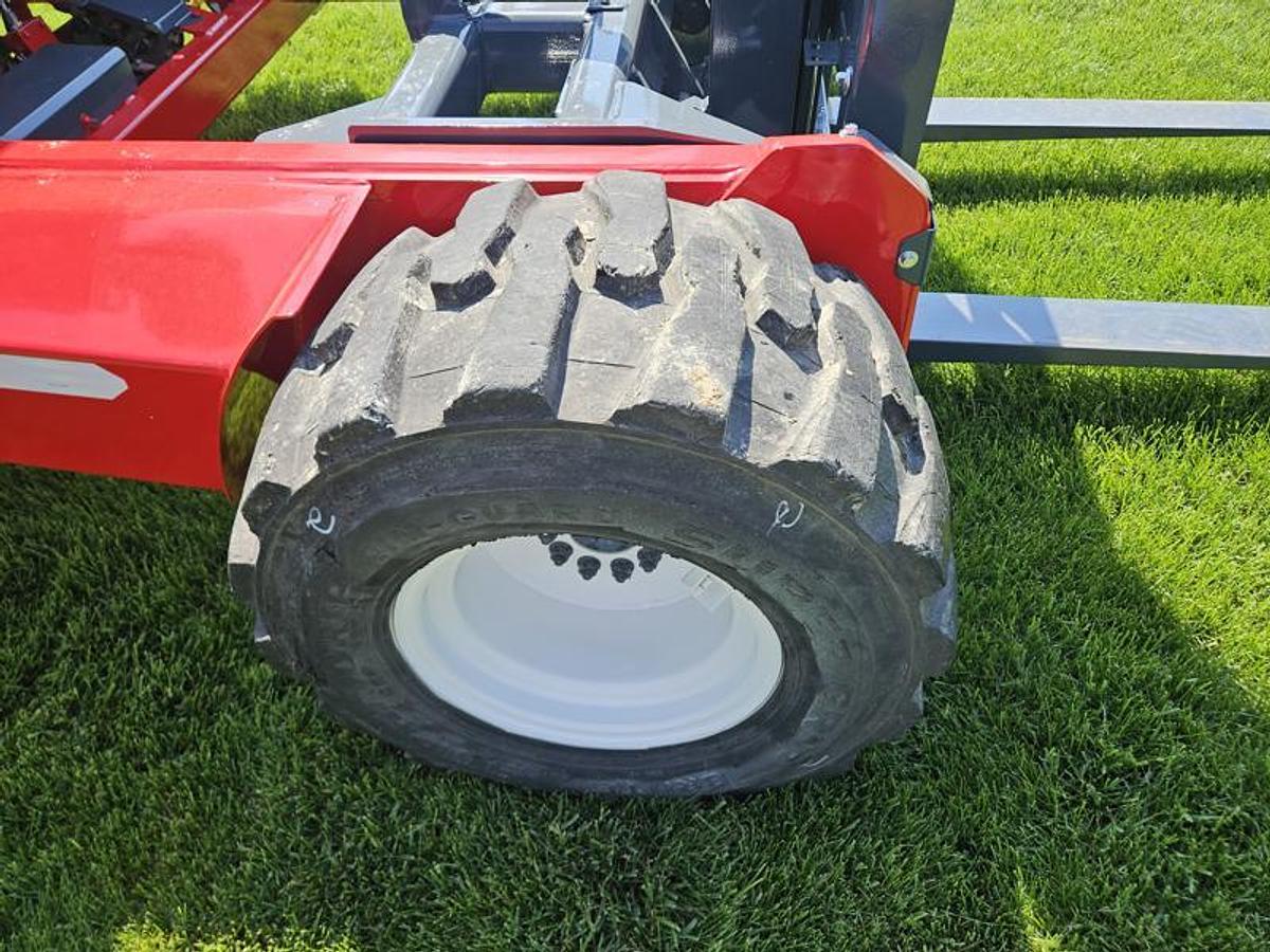 Used 2014 Moffett M70