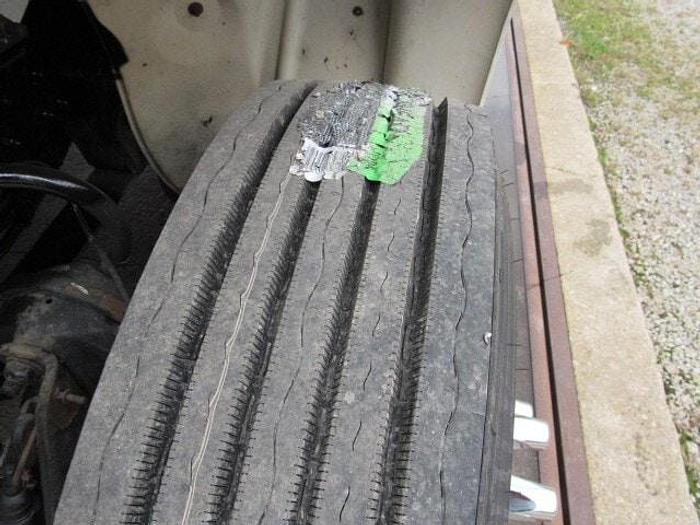 Used 2017 Freightliner M2 106