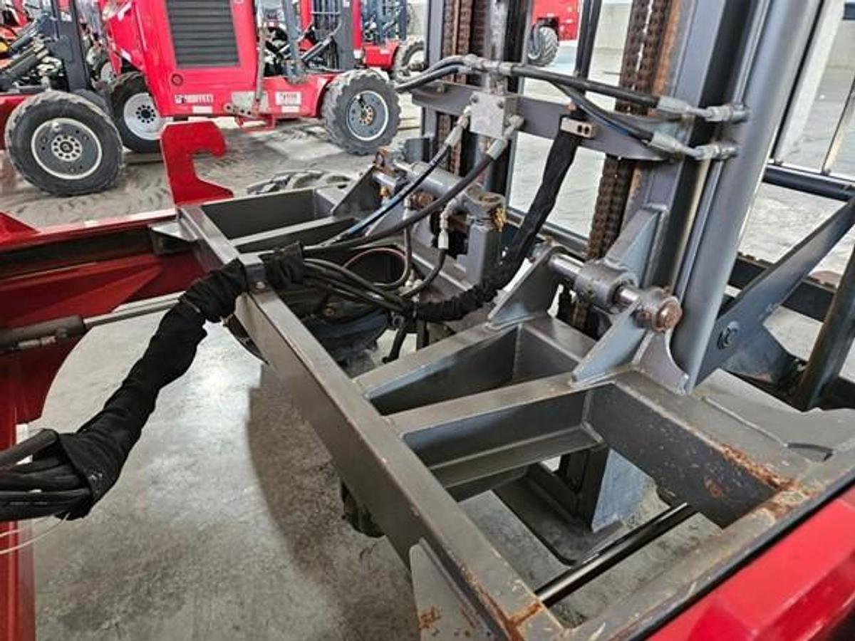 Used 2017 Navigator RT-5500 Truck Mounted Forklift