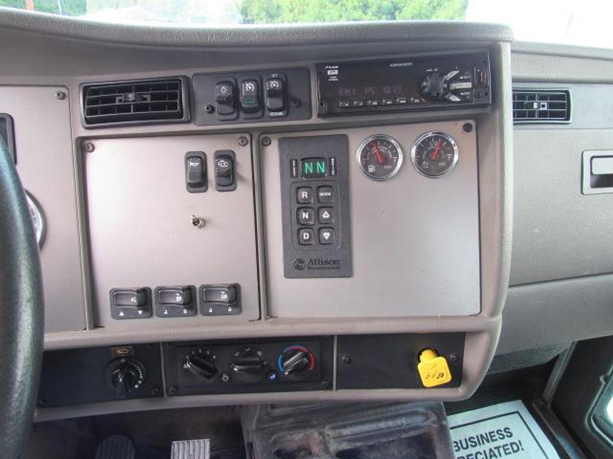 Used 2021 Kenworth T370 Flatbed Truck