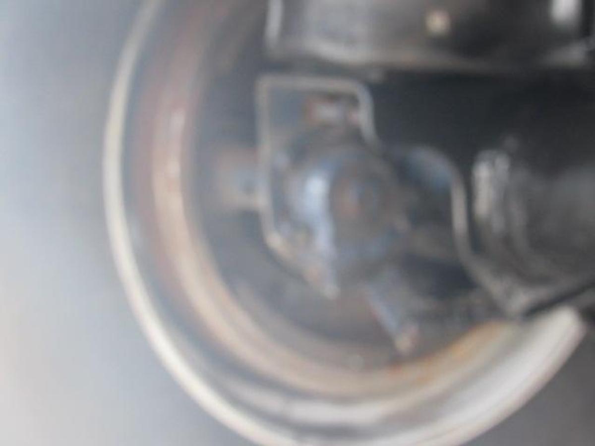 Used 2015 Great Dane Trailers 35' 10" X 102" Flatbed Moffett Trailer