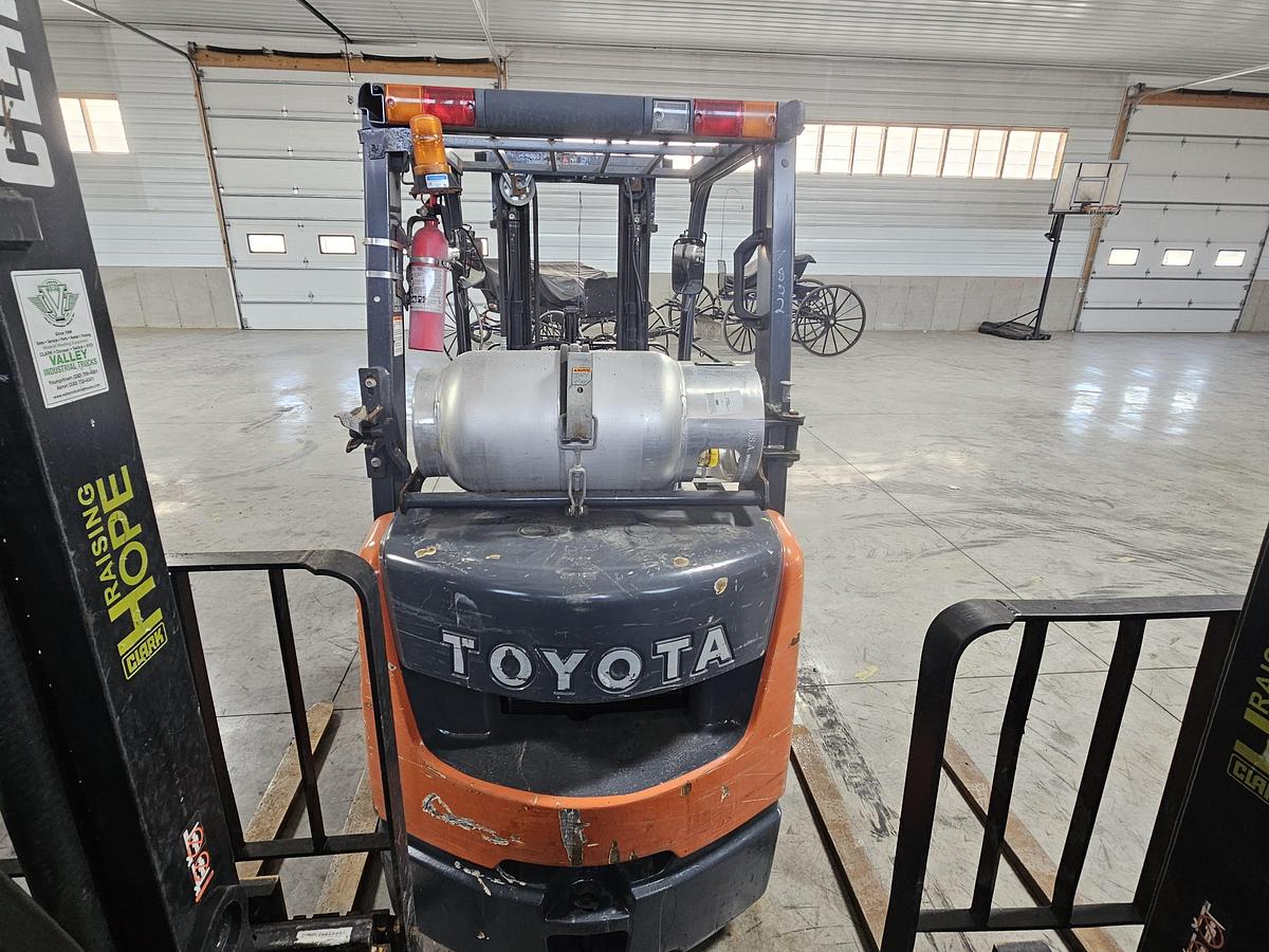 Used 2016 Toyota Industrial Equipment 8FGCU25