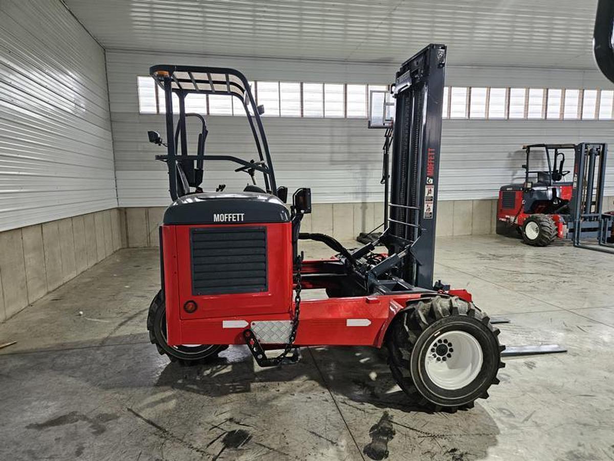 Used 2012 Moffett M70