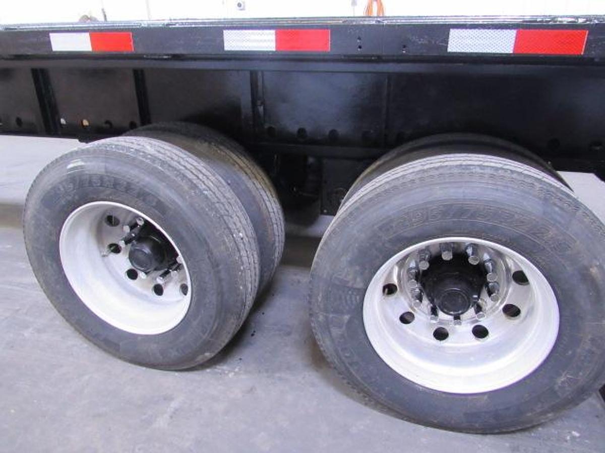 Used 2014 Utility 48' X 102 Princeton/Moffett Trailer