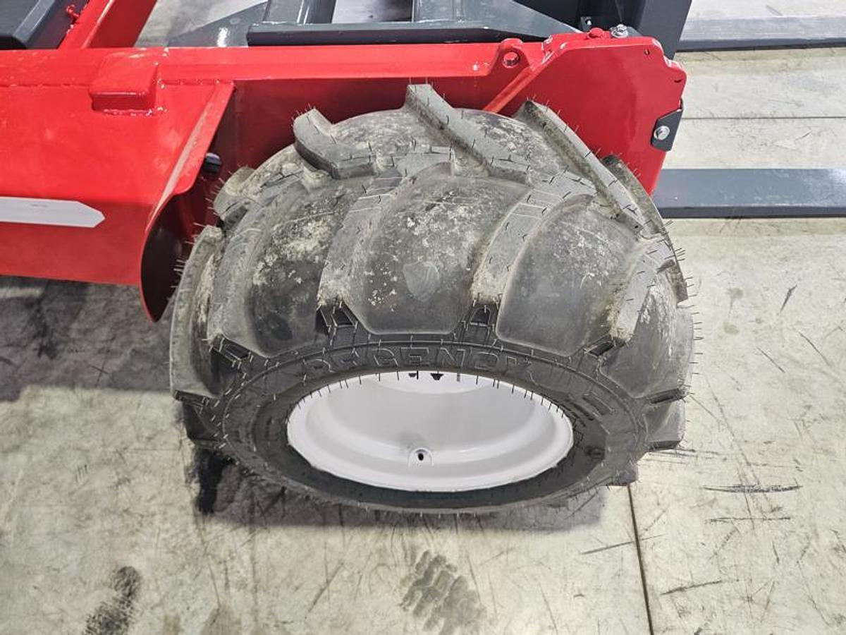 Used 2013 Moffett M55