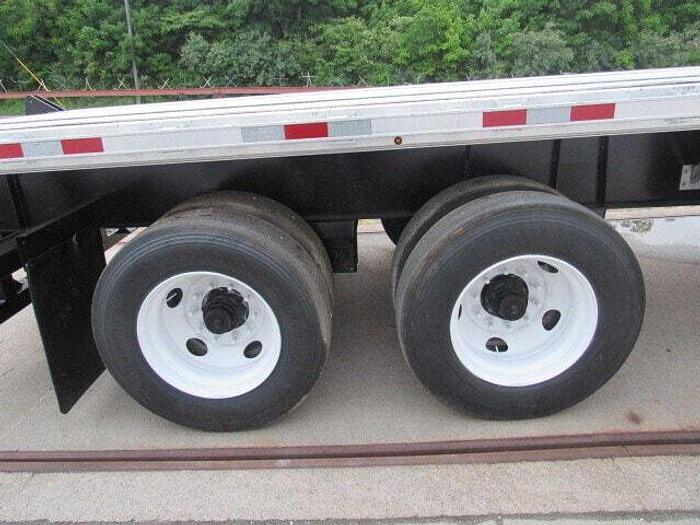 Used 2016 Great Dane Trailers 45' X 102" Flatbed Moffett Trailer