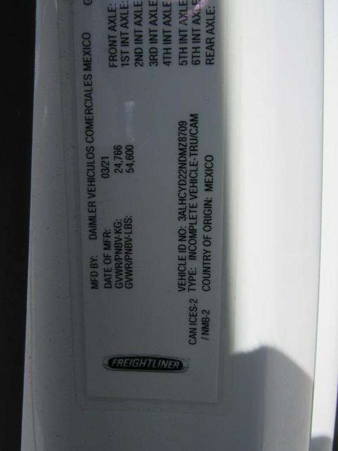 Used 2022 Freightliner M2 106