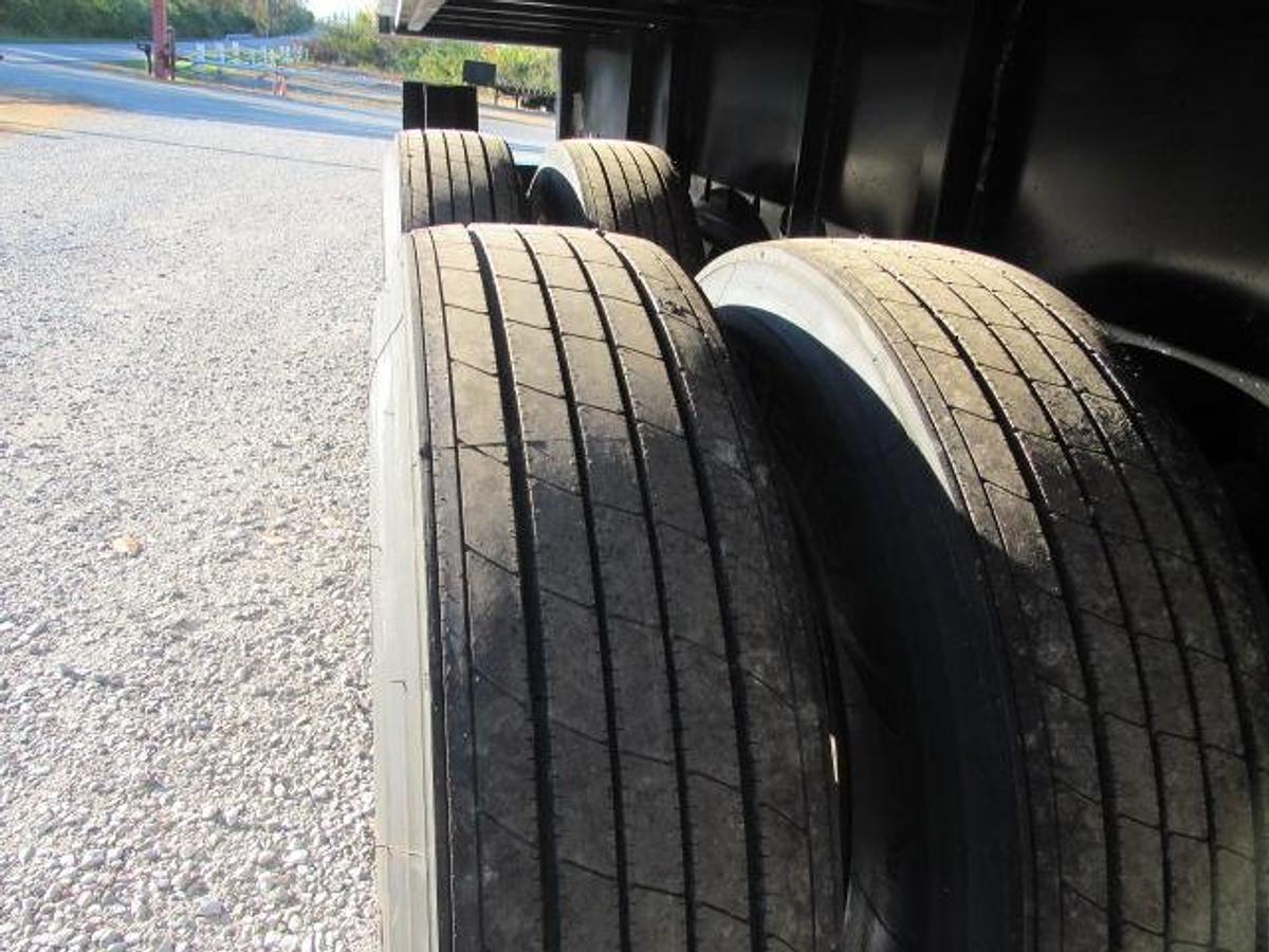 Used 2015 Utility 45' X 102 Alum Combo Princeton/Moffett Trailer