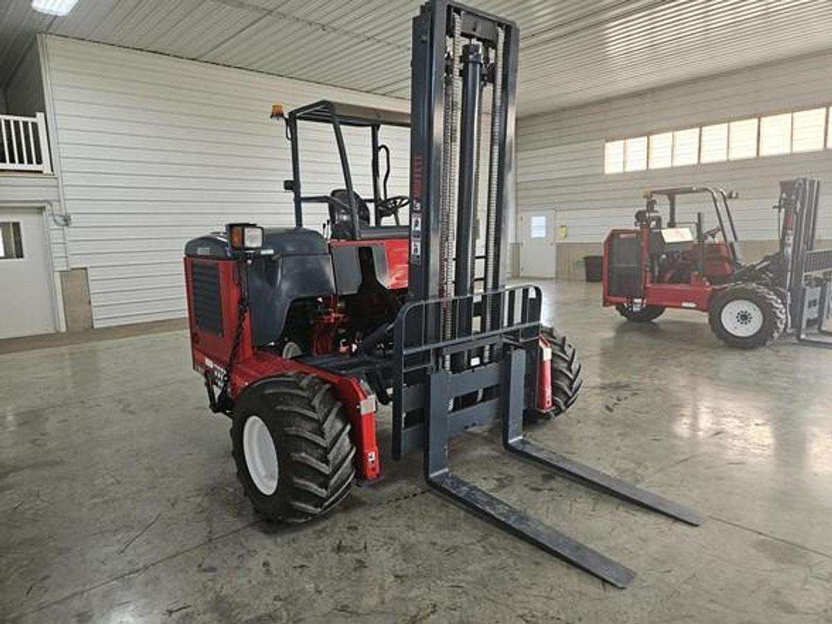 Used 2015 Moffett M8 55.3