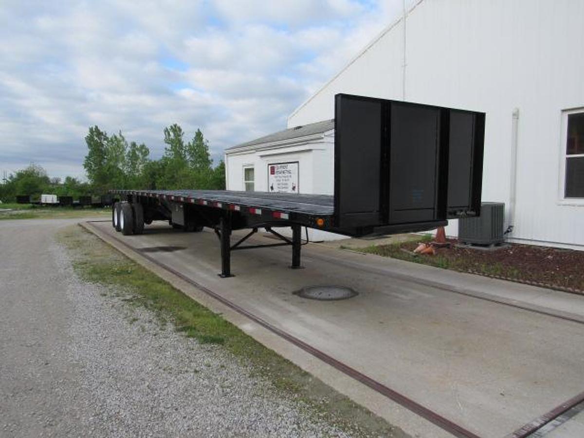 Used 2018 Utility 45' X 102 Princeton/Moffett Trailer