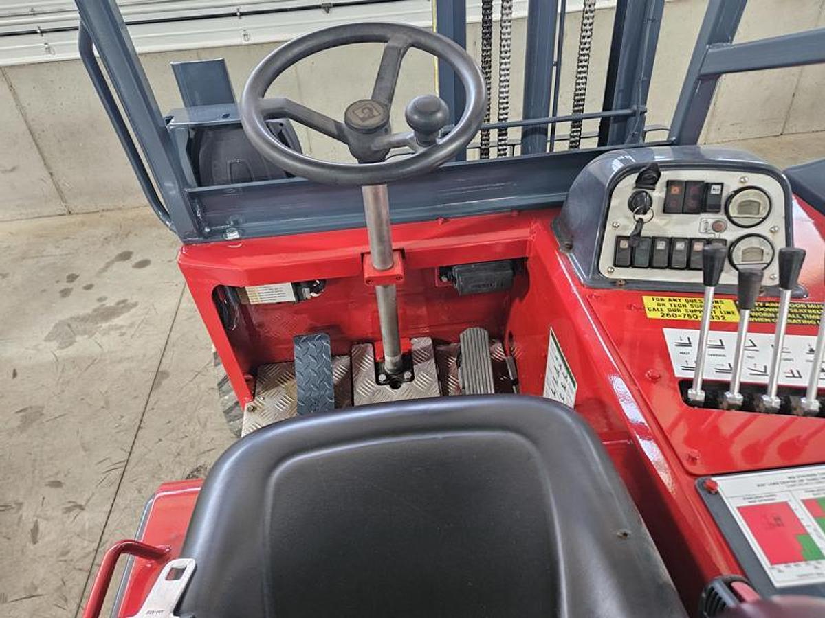 Used 2019 Moffett M8 55.4 4 Way