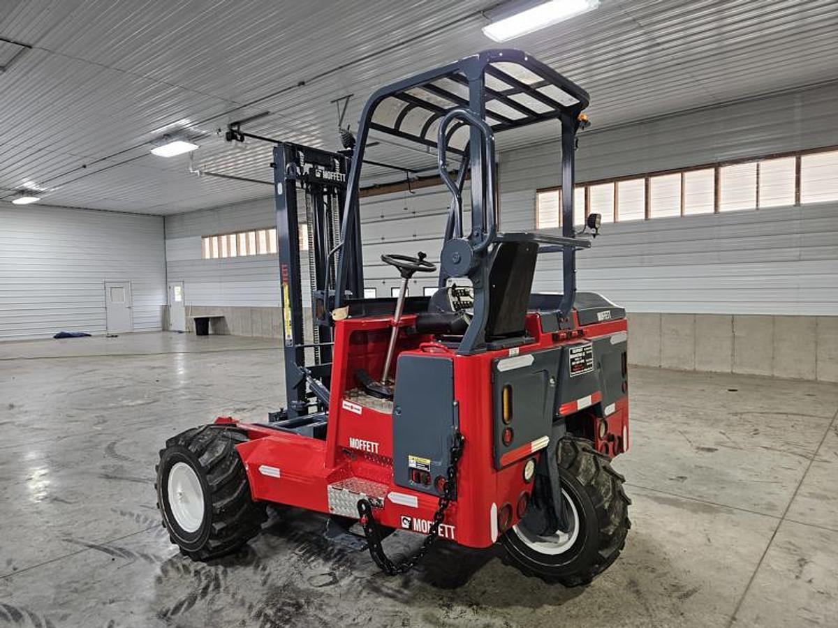 Used 2016 Moffett M8 70.3