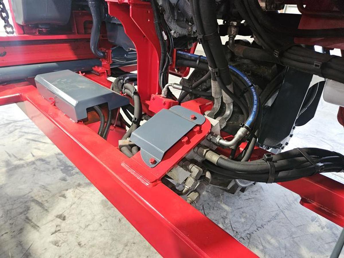 Used 2014 Moffett M55