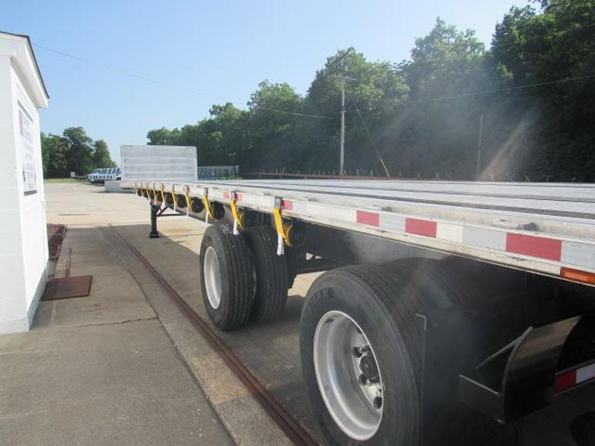 Used 2015 Great Dane Trailers 48 X 102 Aluminum Combo Moffett Trailer