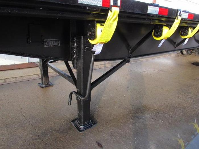 Used 2016 Utility 45' X 102 Princeton/Moffett Trailer