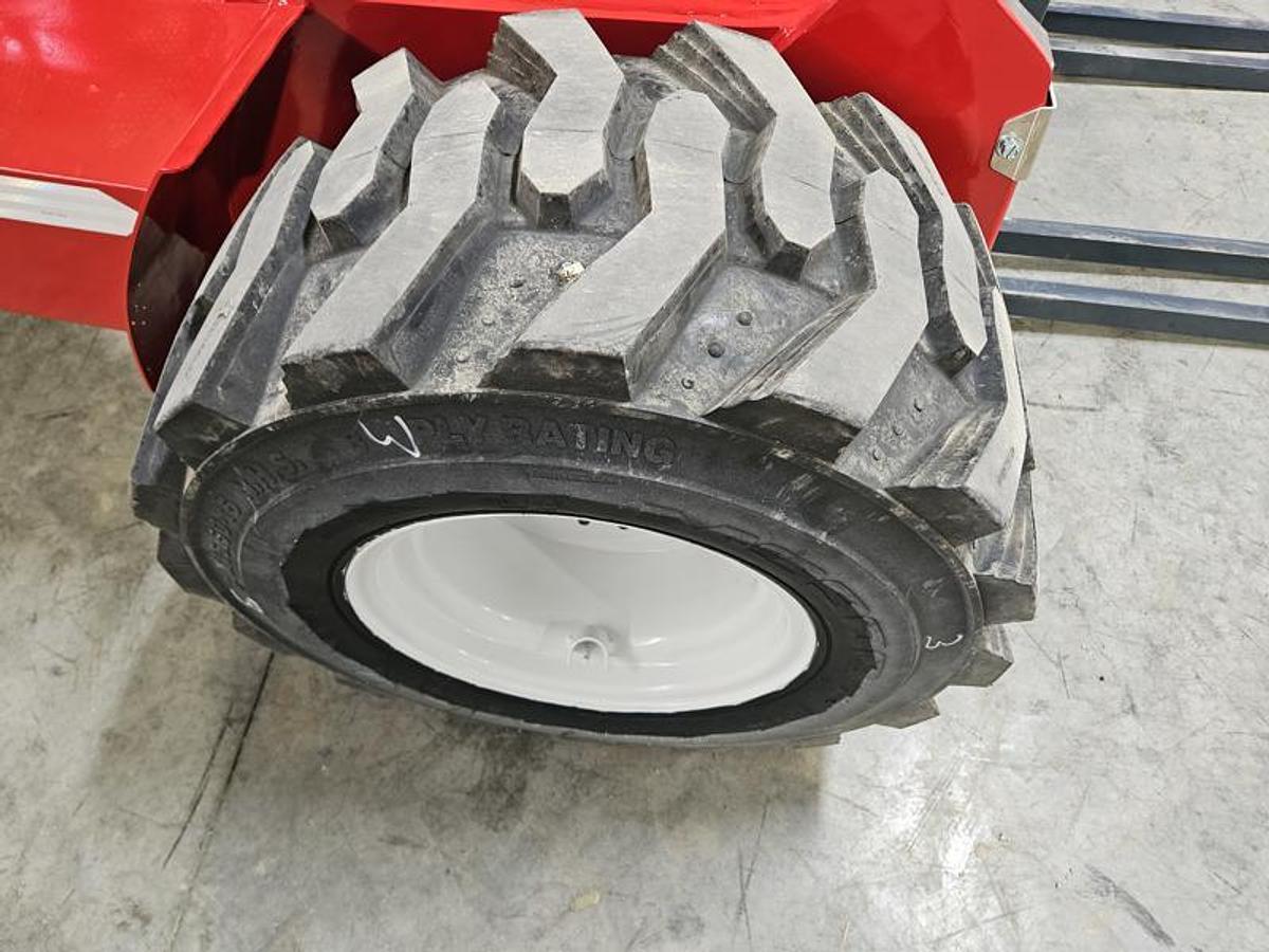 Used 2014 Moffett M55