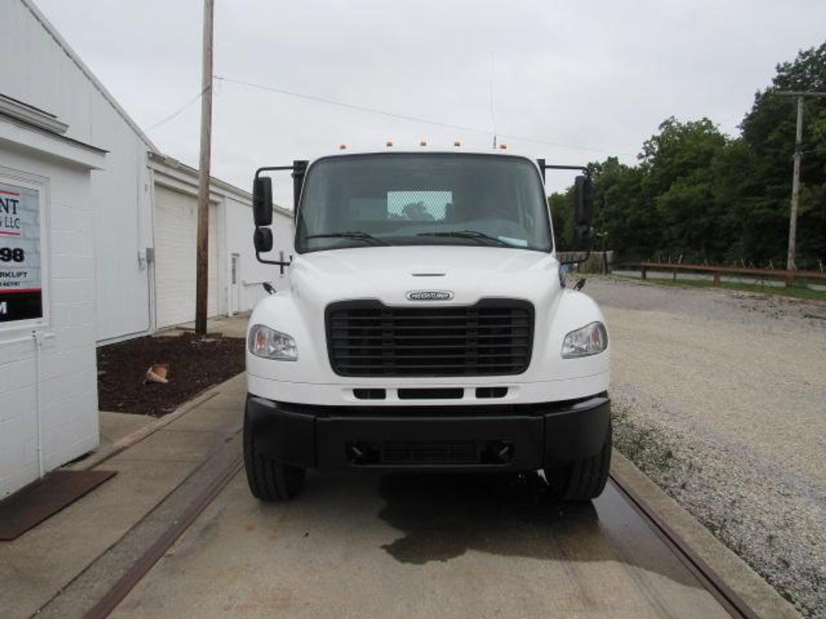 Used 2023 Freightliner M2 106