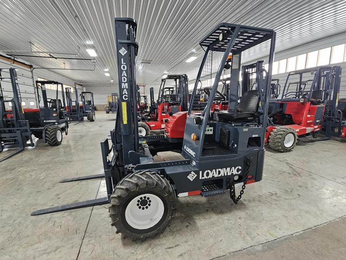 Used 2018 LOADMAC 825.4P   4 Way Forklift w/Extended Reach