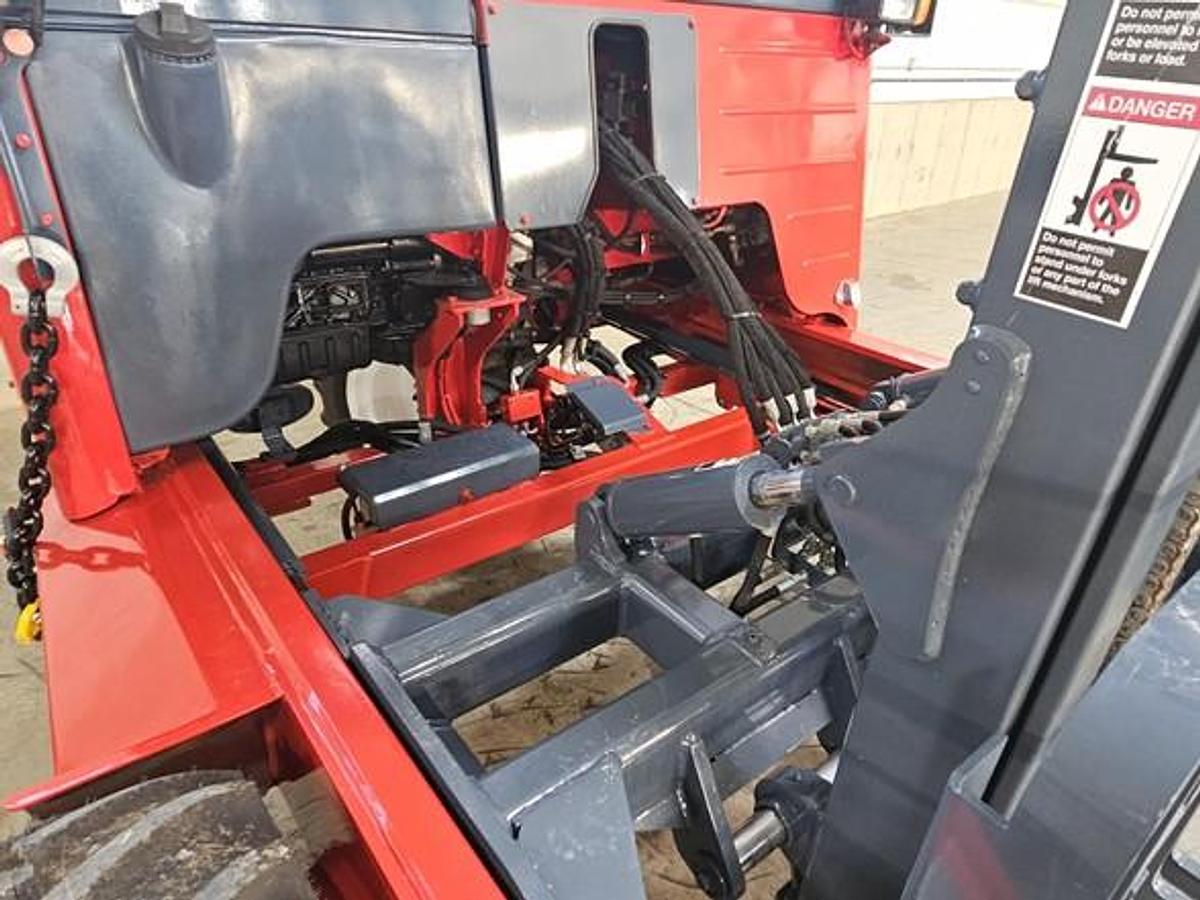 Used 2015 Moffett M8 55.3